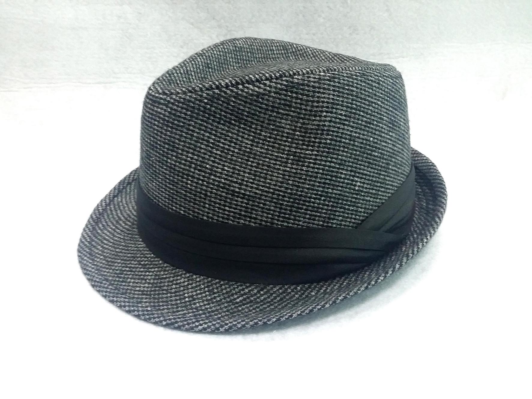 Autumn and winter hat01